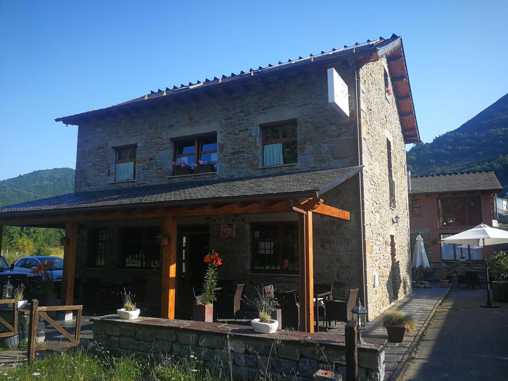 Hotel Rural La Campanona Villager de Laciana Buitenkant foto